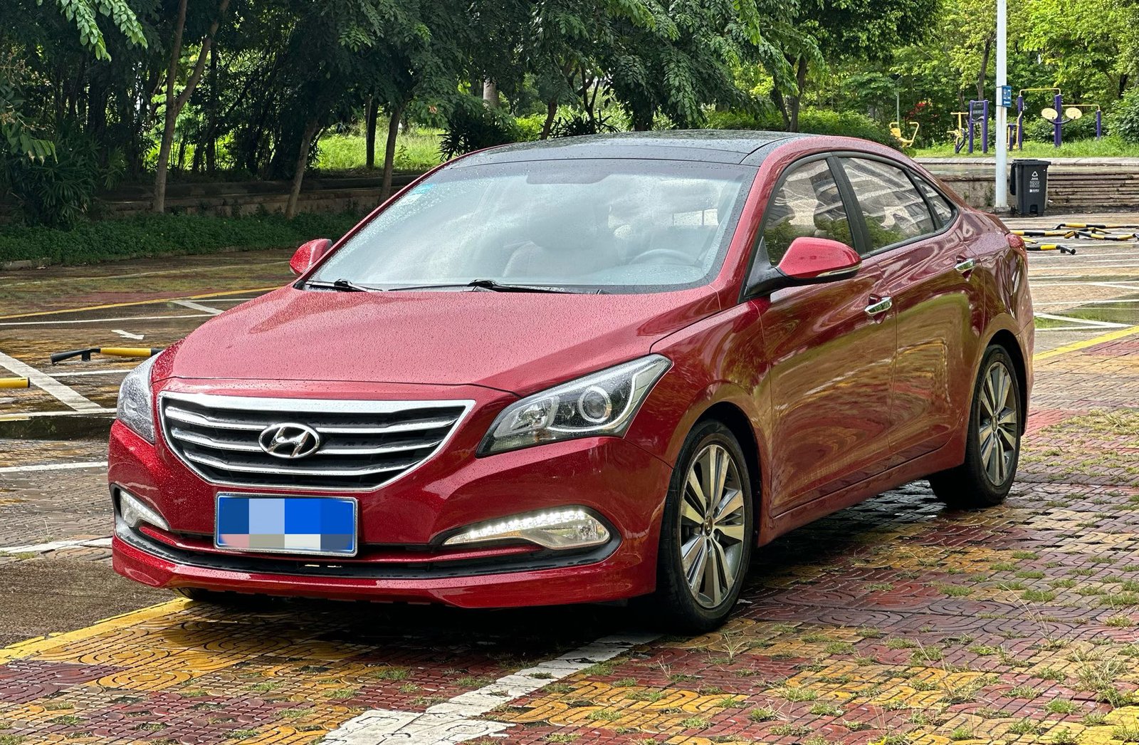 Hyundai Mistra